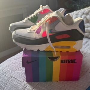 Nike Air Max 2019 Be True Edition, size 8.5W/7M